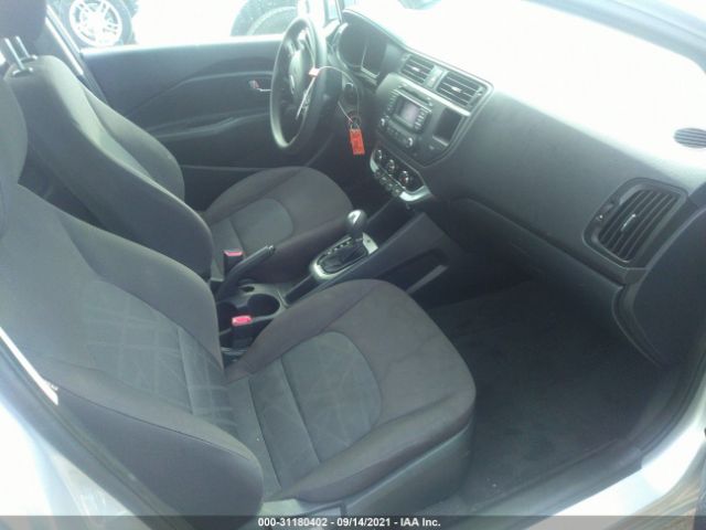 Photo 4 VIN: KNADM4A3XE6413731 - KIA RIO 