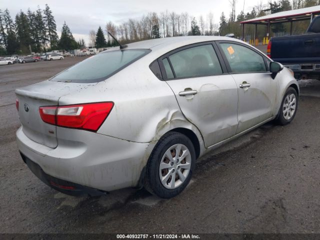 Photo 3 VIN: KNADM4A3XF6458606 - KIA RIO 