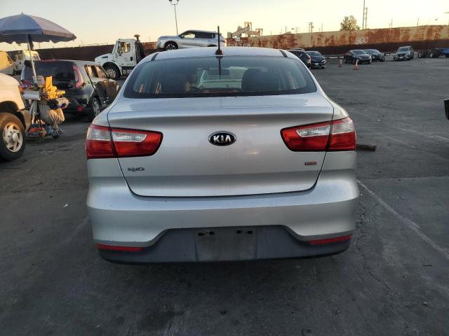 Photo 5 VIN: KNADM4A3XG6653378 - KIA RIO LX 