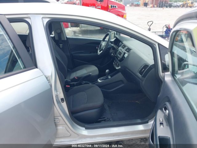 Photo 4 VIN: KNADM4A3XH6011440 - KIA RIO 