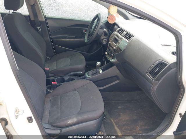 Photo 4 VIN: KNADM4A3XH6012068 - KIA RIO 