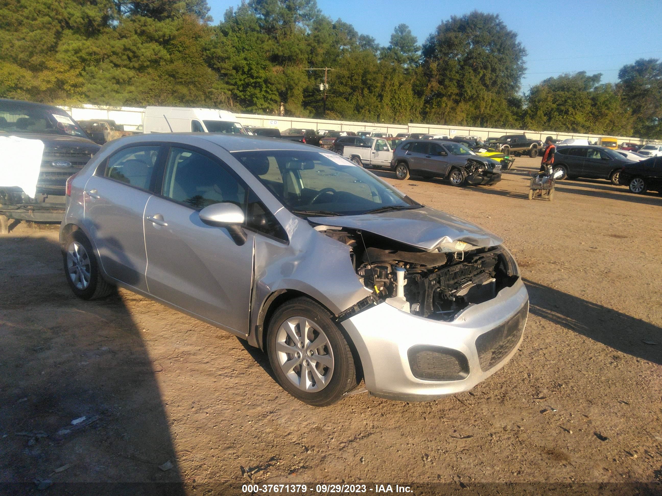 Photo 0 VIN: KNADM5A31F6517872 - KIA RIO 