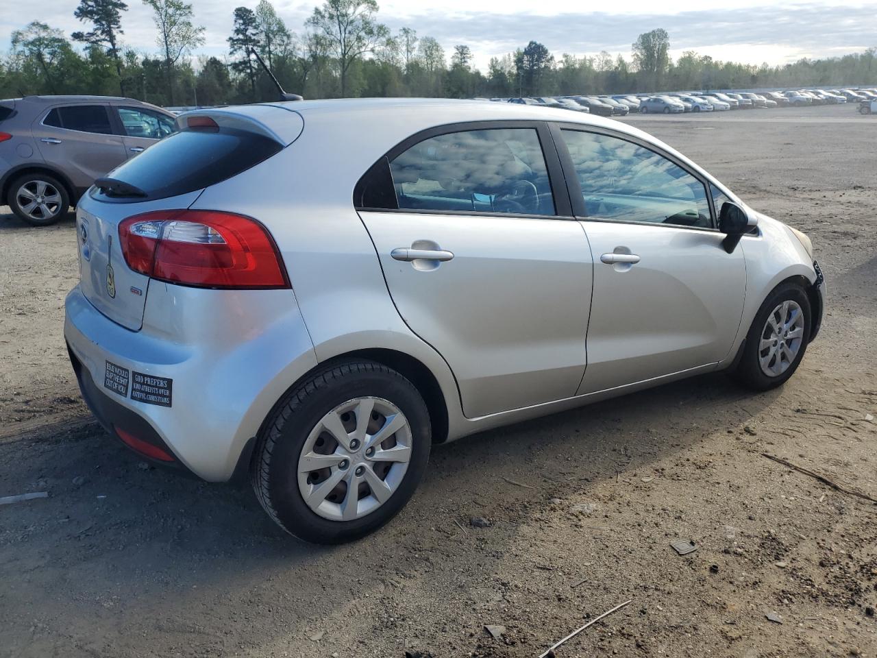 Photo 2 VIN: KNADM5A32D6307665 - KIA RIO 