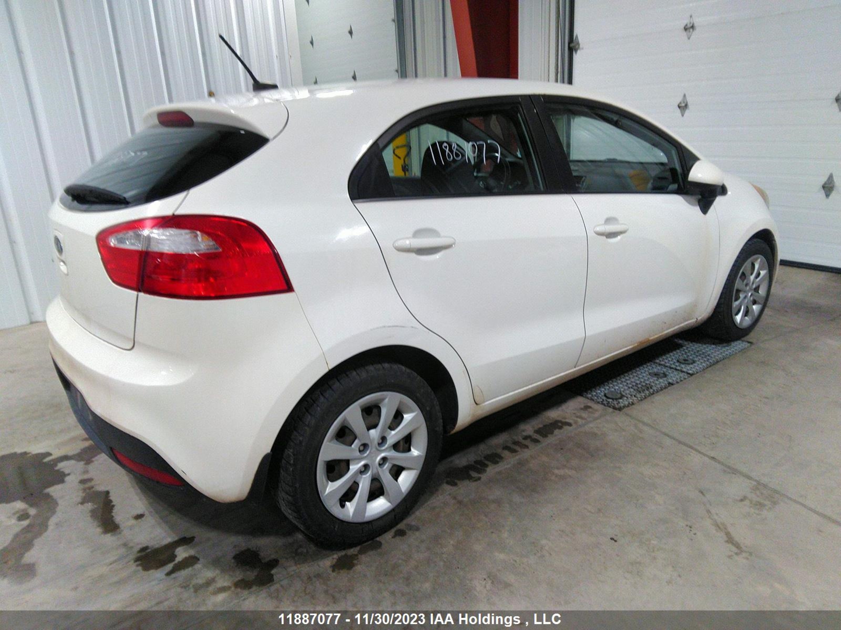 Photo 3 VIN: KNADM5A34D6768639 - KIA RIO 