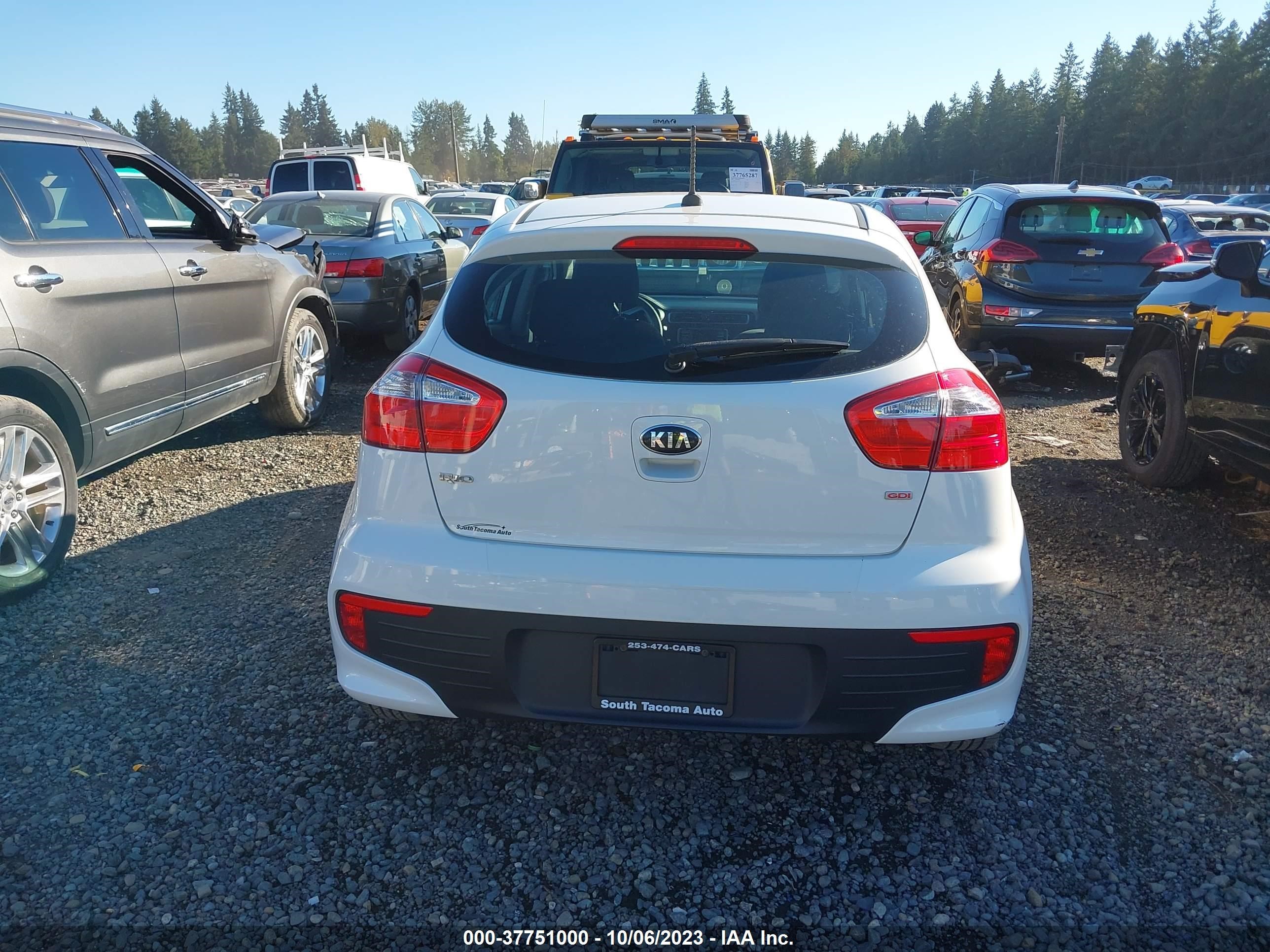 Photo 15 VIN: KNADM5A34G6647114 - KIA RIO 