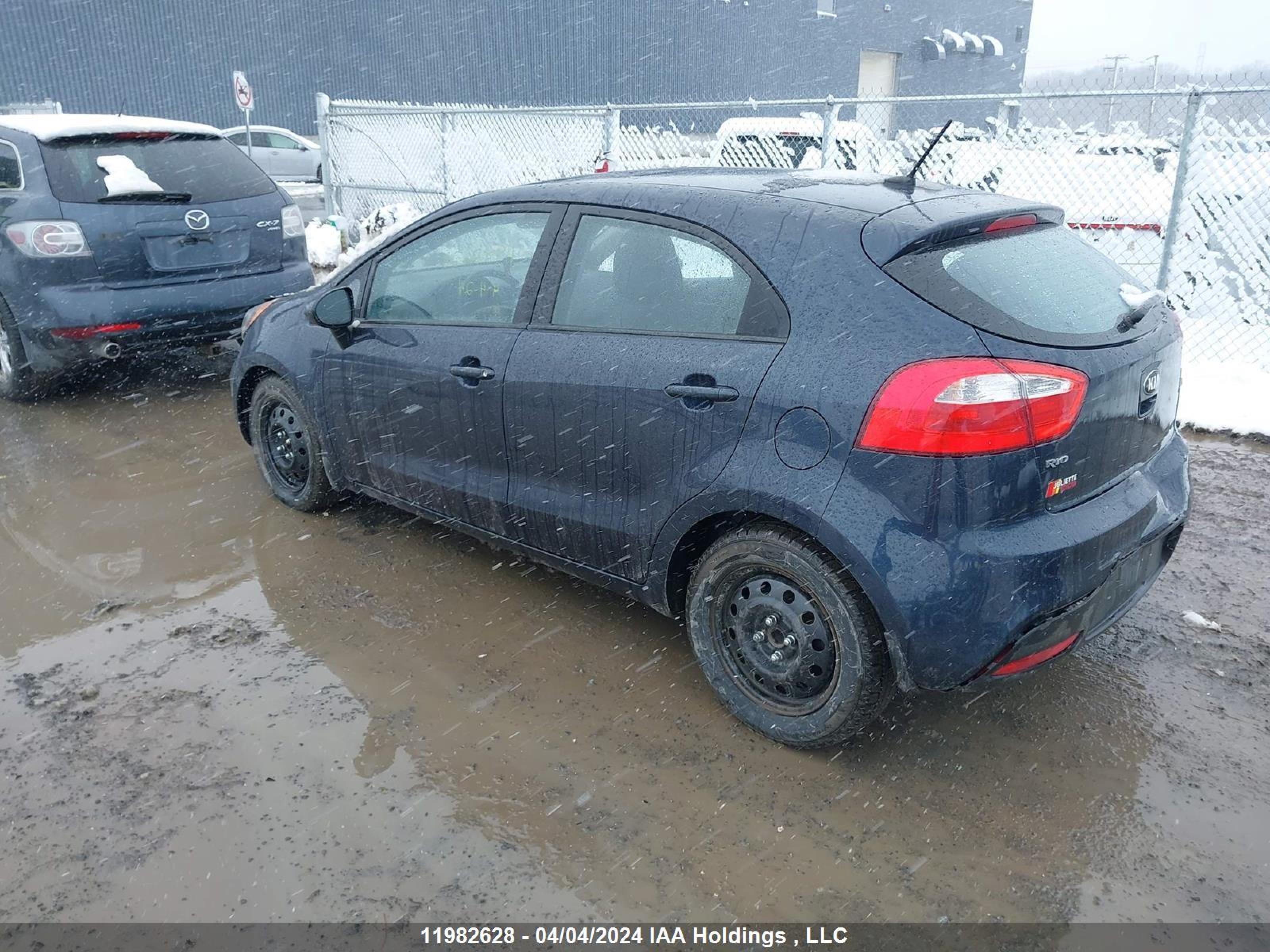 Photo 2 VIN: KNADM5A36F6978470 - KIA RIO 