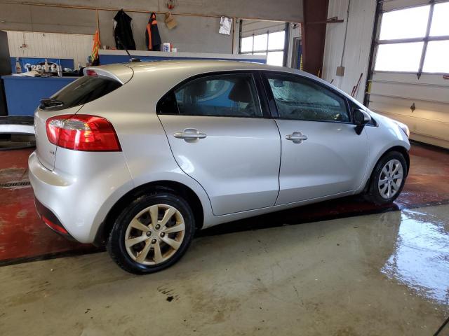 Photo 2 VIN: KNADM5A38C6027845 - KIA RIO 