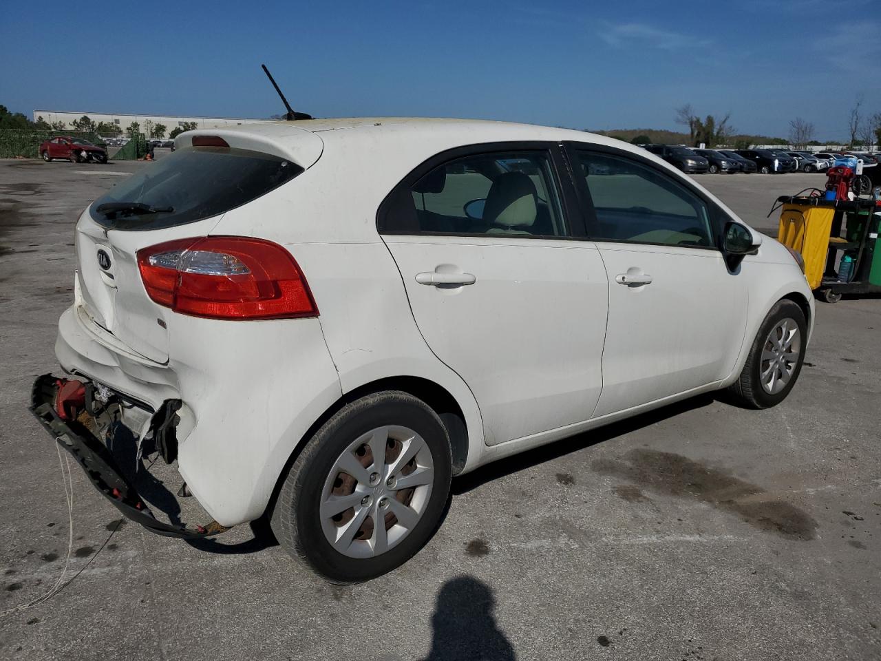 Photo 2 VIN: KNADM5A38D6172112 - KIA RIO 