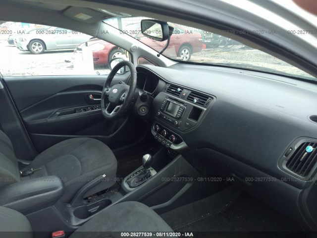 Photo 4 VIN: KNADN4A31C6050052 - KIA RIO 