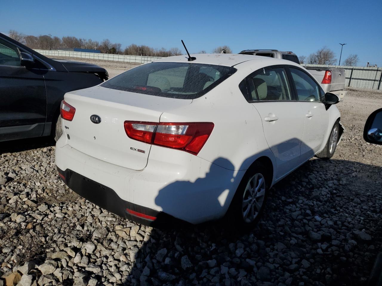 Photo 2 VIN: KNADN4A31D6169821 - KIA RIO 