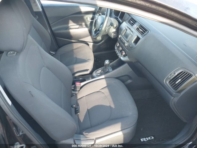 Photo 4 VIN: KNADN4A32F6458581 - KIA RIO 