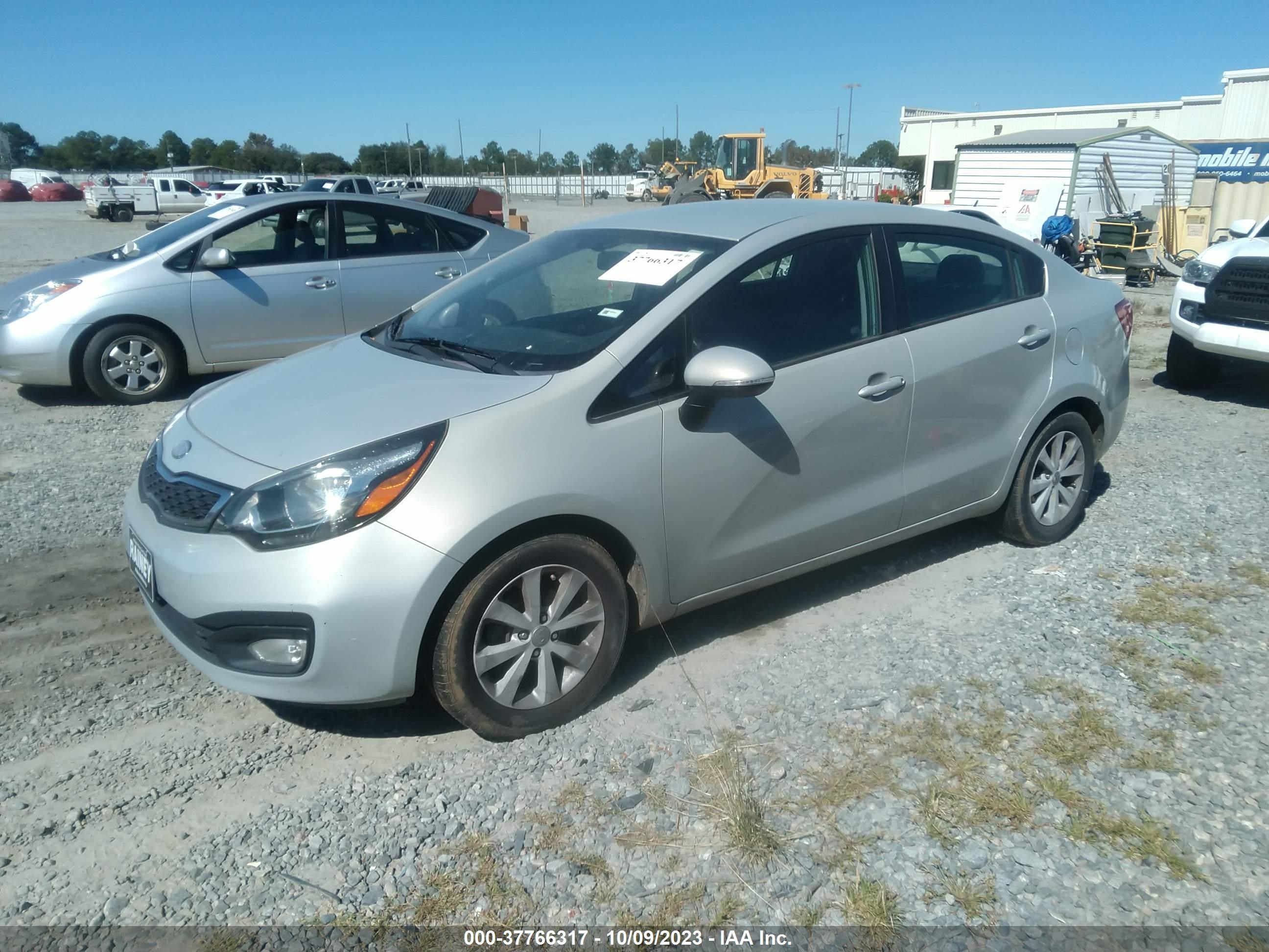 Photo 1 VIN: KNADN4A34D6189268 - KIA RIO 