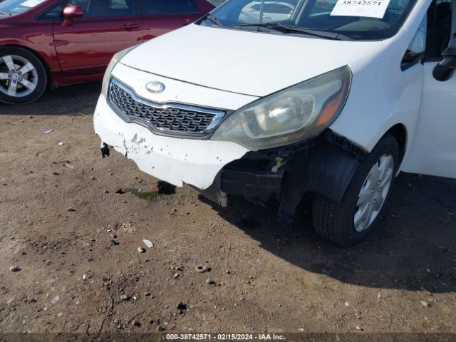 Photo 5 VIN: KNADN4A35D6169823 - KIA RIO 