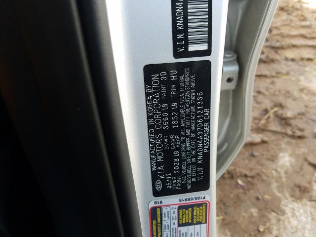 Photo 9 VIN: KNADN4A37D6121336 - KIA RIO EX 