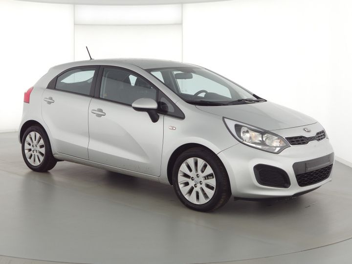 Photo 3 VIN: KNADN511AE6888170 - KIA RIO (INZAHLUNGNAHME MWST. NICHT AUSWEISBAR) 