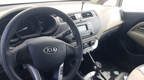 Photo 13 VIN: KNADN5121G6578435 - KIA RIO 