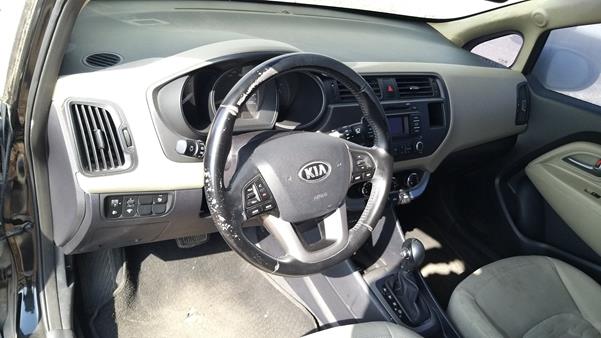 Photo 9 VIN: KNADN5126E6320702 - KIA RIO 