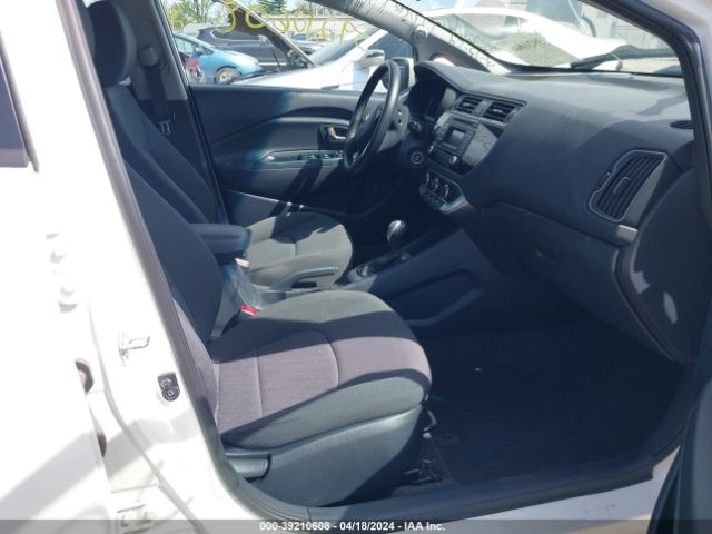 Photo 4 VIN: KNADN5A30G6675098 - KIA RIO 