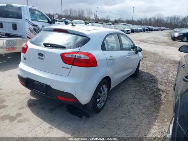 Photo 3 VIN: KNADN5A34C6011624 - KIA RIO5 