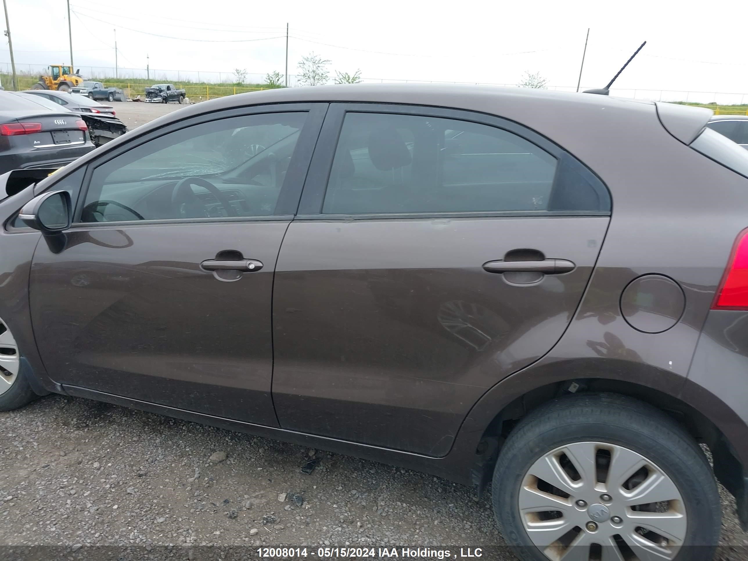 Photo 13 VIN: KNADN5A34F6995913 - KIA RIO 