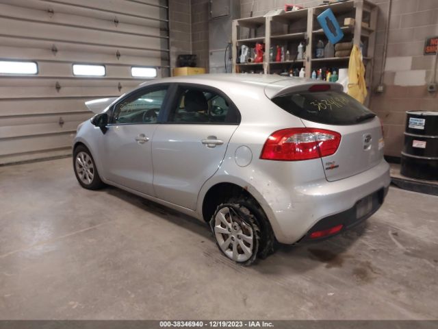 Photo 2 VIN: KNADN5A35C6027136 - KIA RIO5 