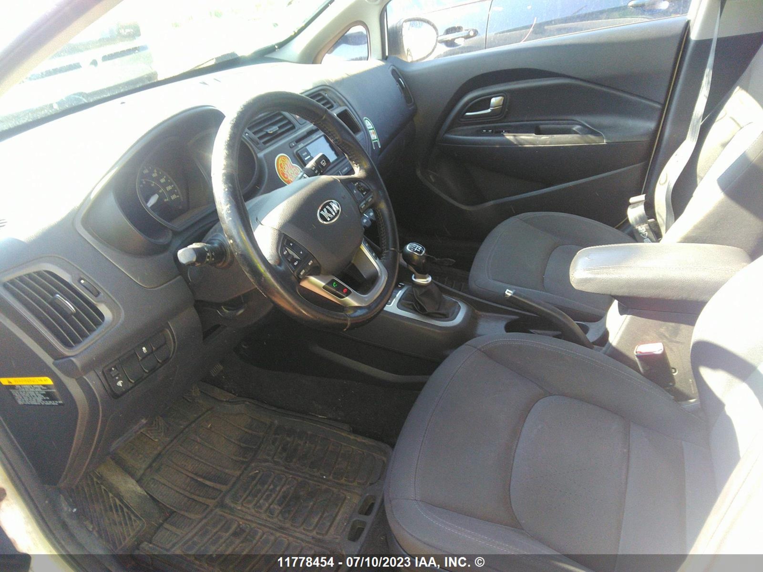 Photo 4 VIN: KNADN5A36D6792079 - KIA RIO 