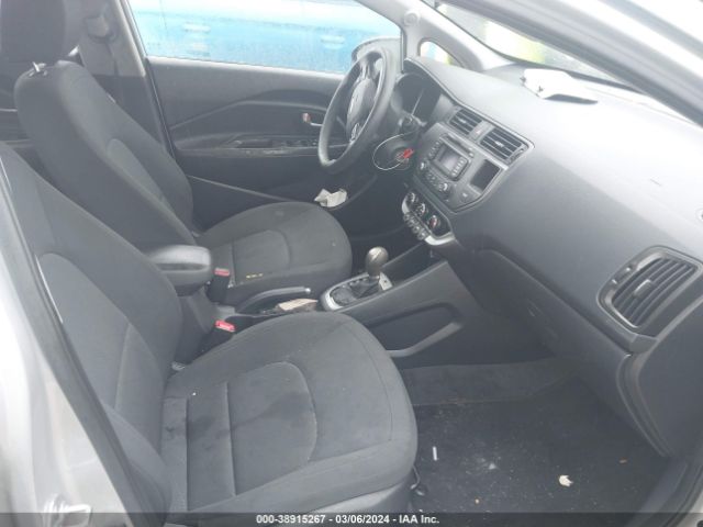 Photo 4 VIN: KNADN5A37C6012220 - KIA RIO5 