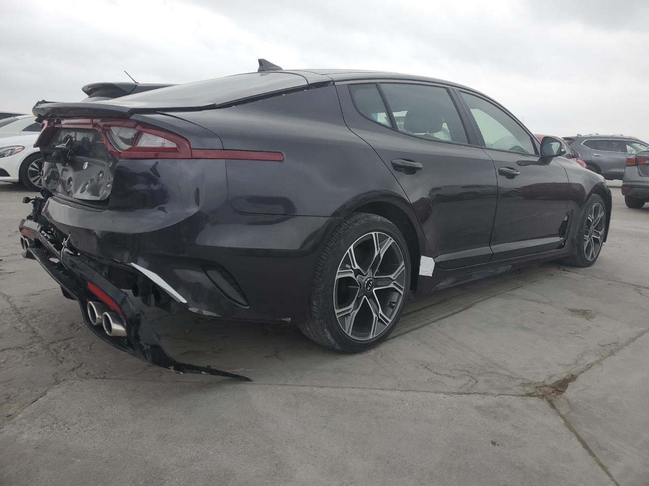 Photo 2 VIN: KNAE15LA1L6083151 - KIA STINGER 