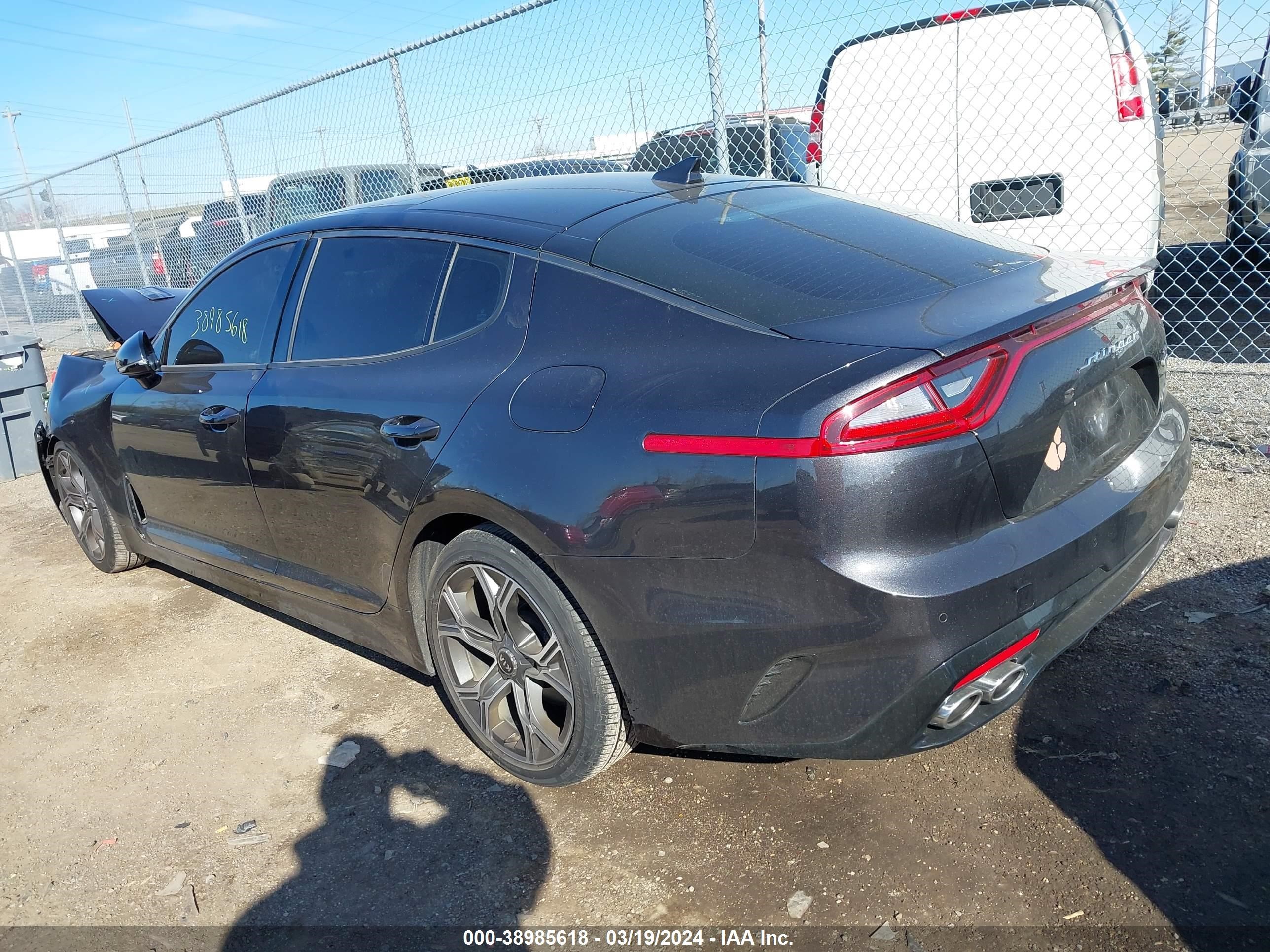 Photo 2 VIN: KNAE15LA1M6091641 - KIA STINGER 