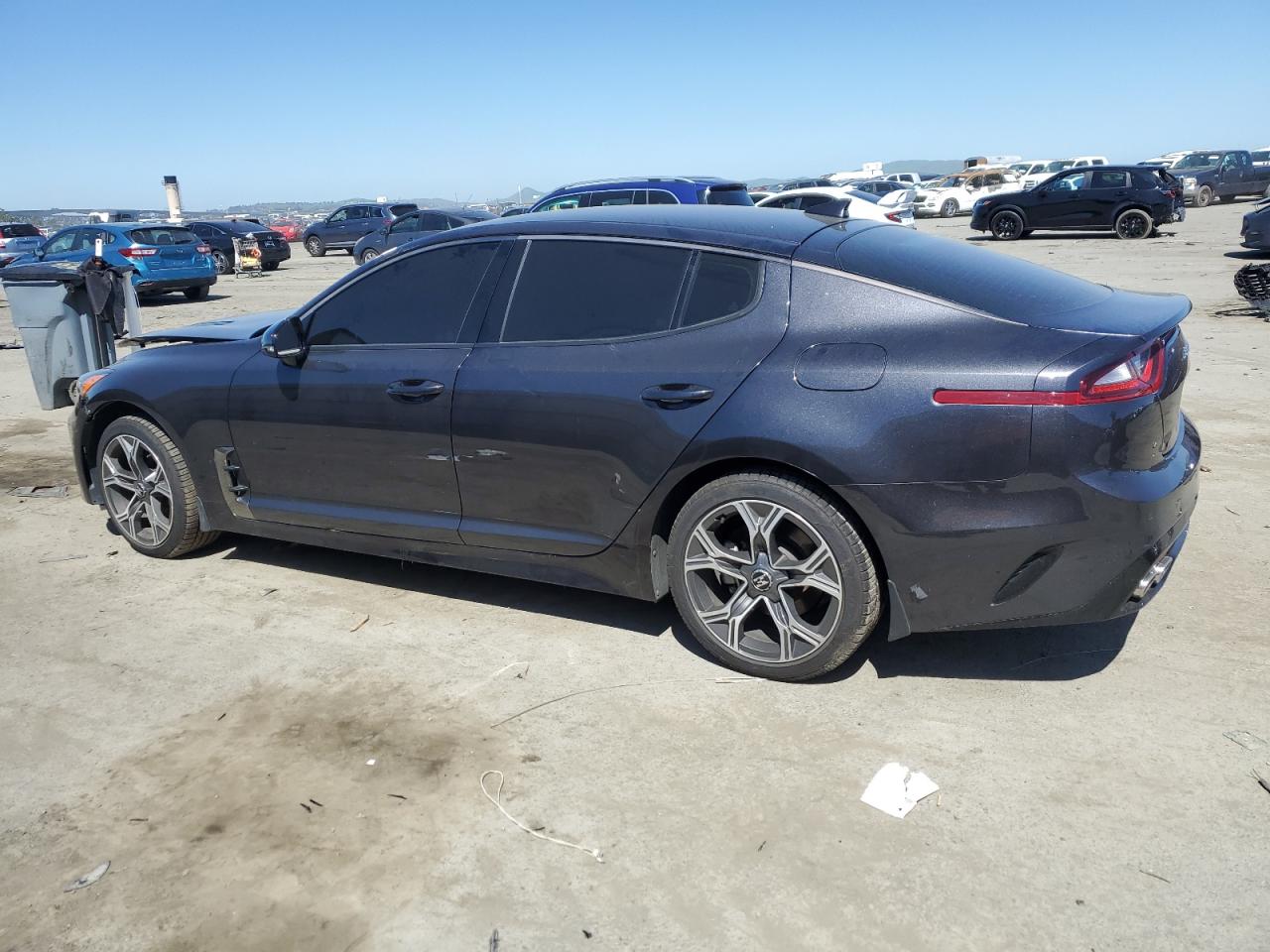 Photo 1 VIN: KNAE15LA2L6075074 - KIA STINGER 