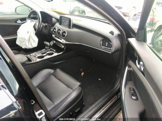 Photo 4 VIN: KNAE15LA6J6017370 - KIA STINGER 