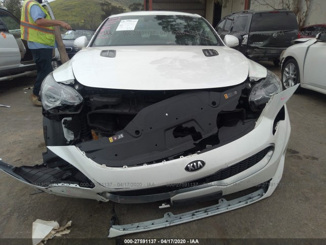 Photo 5 VIN: KNAE15LA6J6033875 - KIA STINGER 