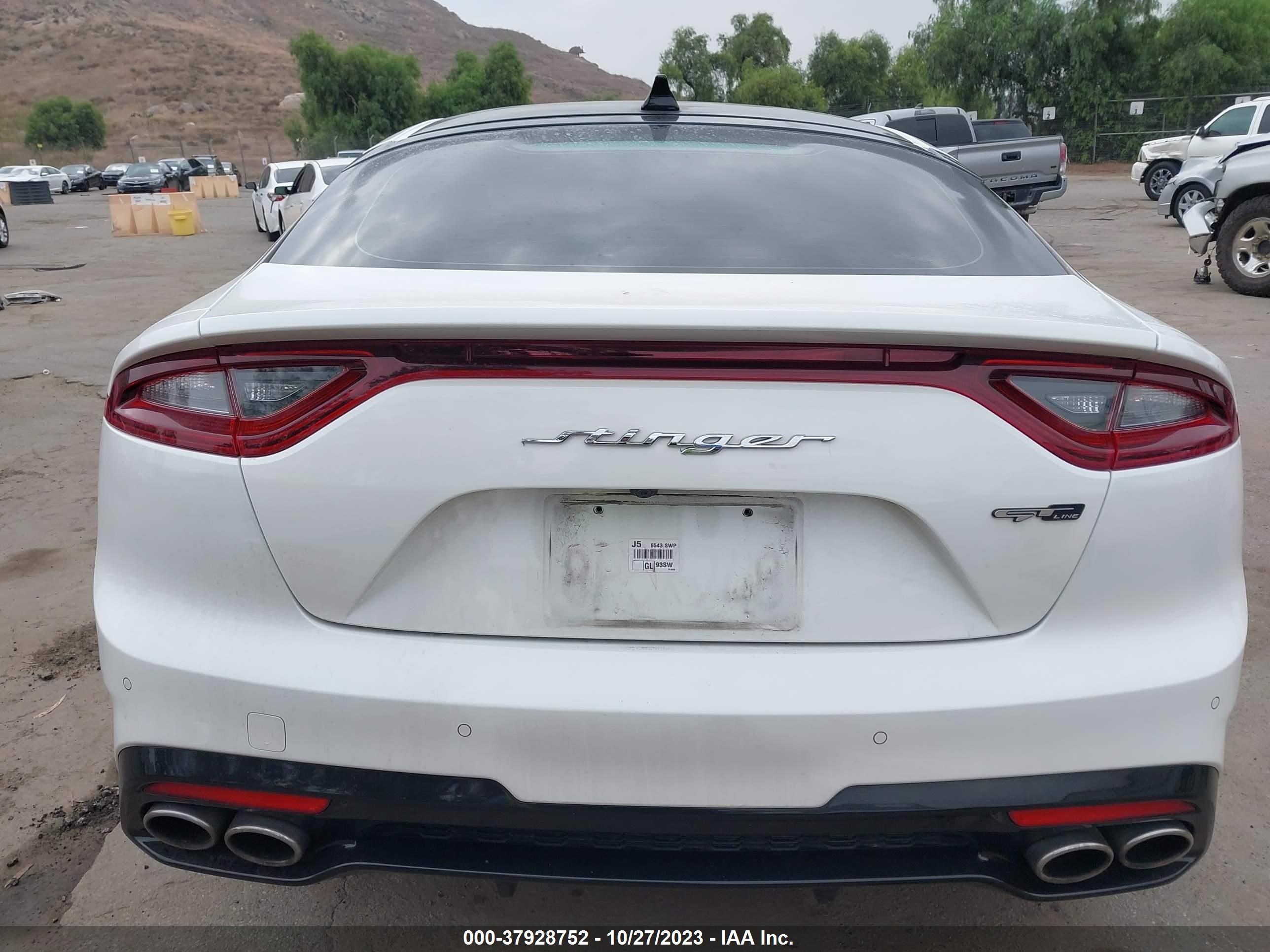 Photo 16 VIN: KNAE15LA6L6080018 - KIA STINGER 