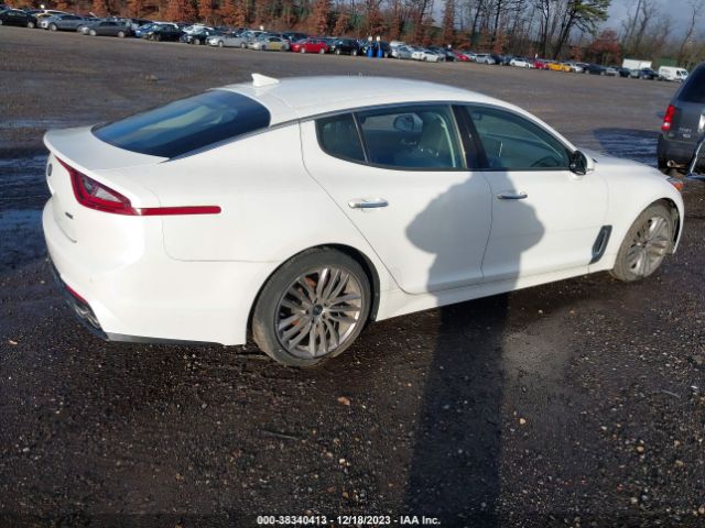 Photo 3 VIN: KNAE15LA7J6035909 - KIA STINGER 