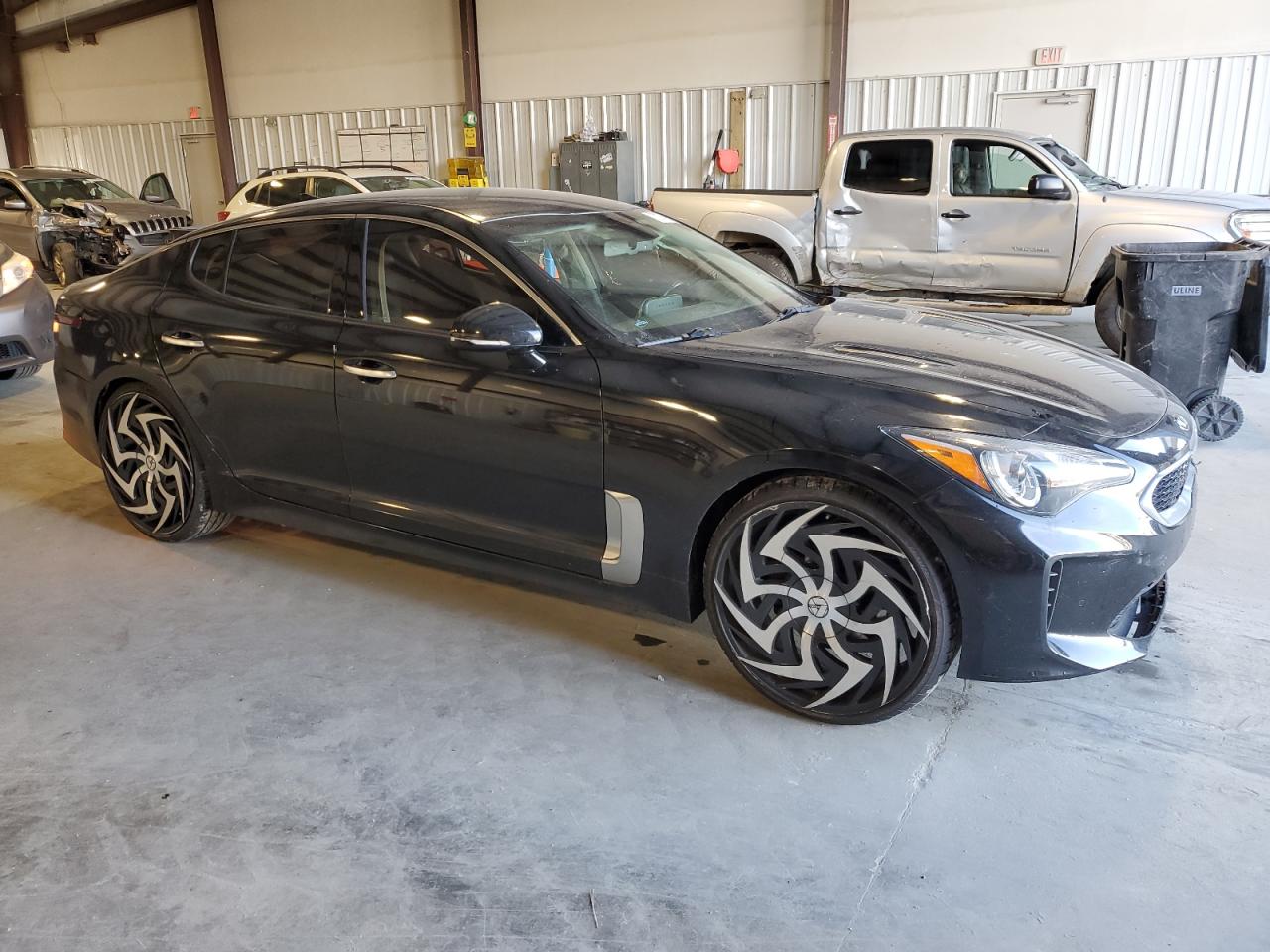 Photo 3 VIN: KNAE15LA9K6043530 - KIA STINGER 