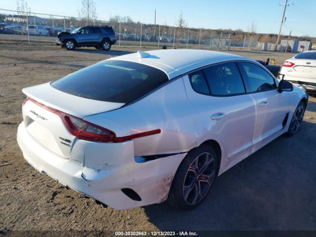 Photo 3 VIN: KNAE15LA9L6075976 - KIA STINGER 