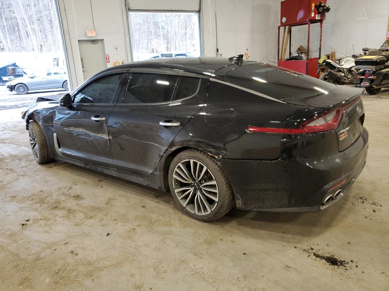 Photo 1 VIN: KNAE25LA0J6024179 - KIA STINGER 