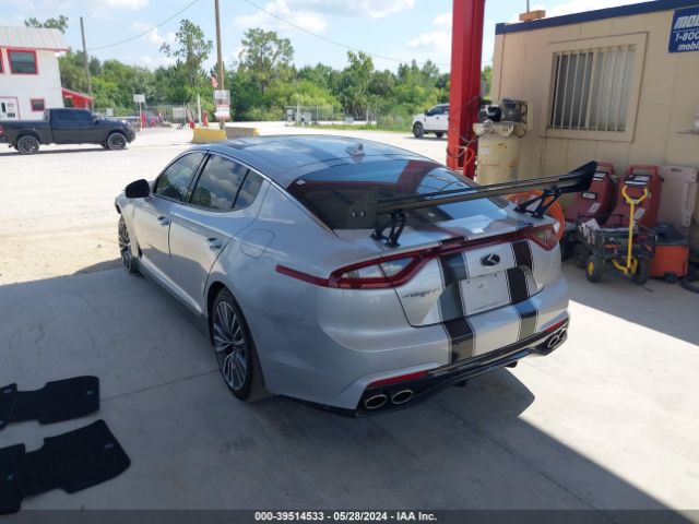 Photo 2 VIN: KNAE25LA0J6037028 - KIA STINGER 