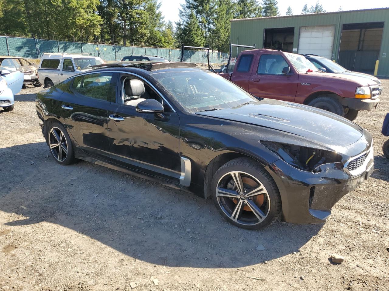 Photo 4 VIN: KNAE25LA1J6011375 - KIA STINGER 