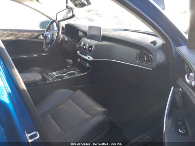 Photo 4 VIN: KNAE25LA2K6054379 - KIA STINGER 