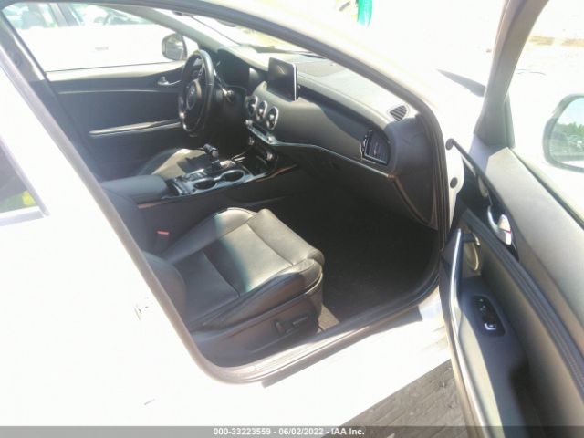 Photo 4 VIN: KNAE25LA3J6012561 - KIA STINGER 