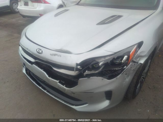 Photo 5 VIN: KNAE25LA8J6024754 - KIA STINGER 