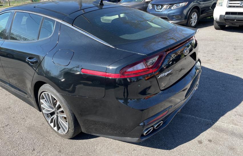 Photo 2 VIN: KNAE25LA9J6010751 - KIA STINGER 