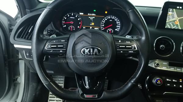 Photo 13 VIN: KNAE351A0K6054171 - KIA STINGER 