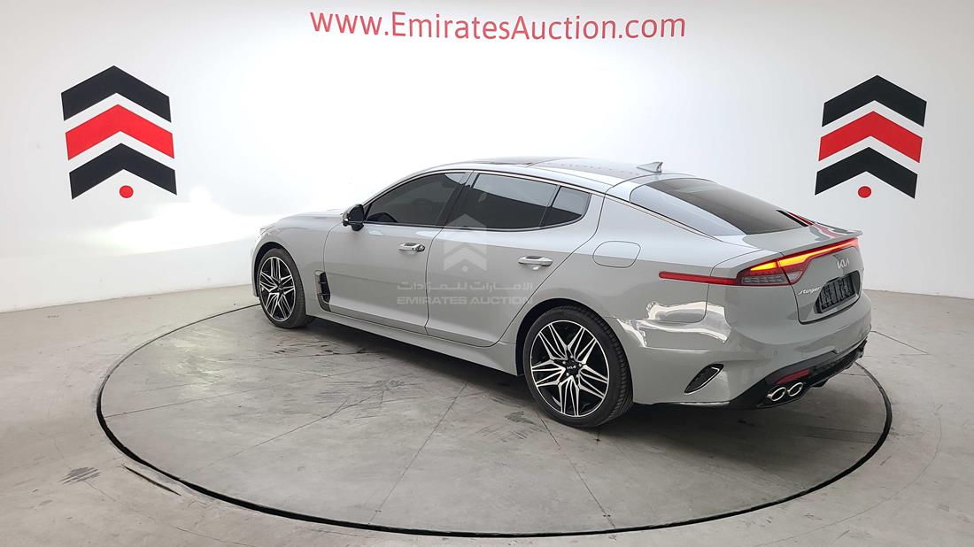 Photo 11 VIN: KNAE351A8N6122365 - KIA STINGER 