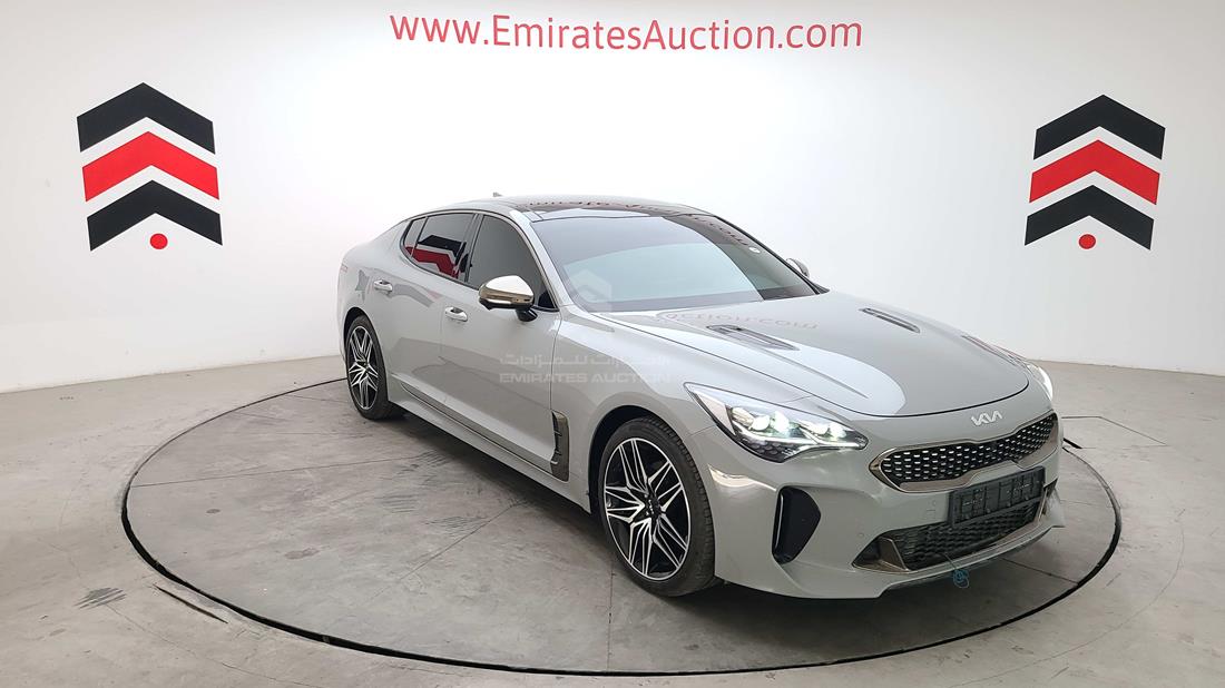 Photo 17 VIN: KNAE351A8N6122365 - KIA STINGER 