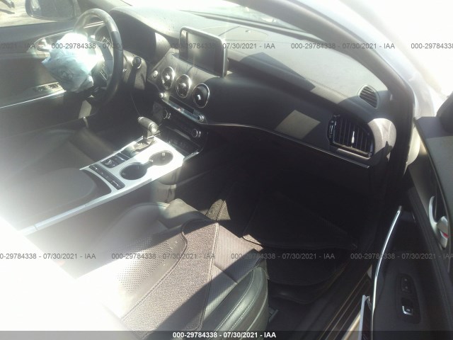 Photo 4 VIN: KNAE35LC1K6066148 - KIA STINGER 