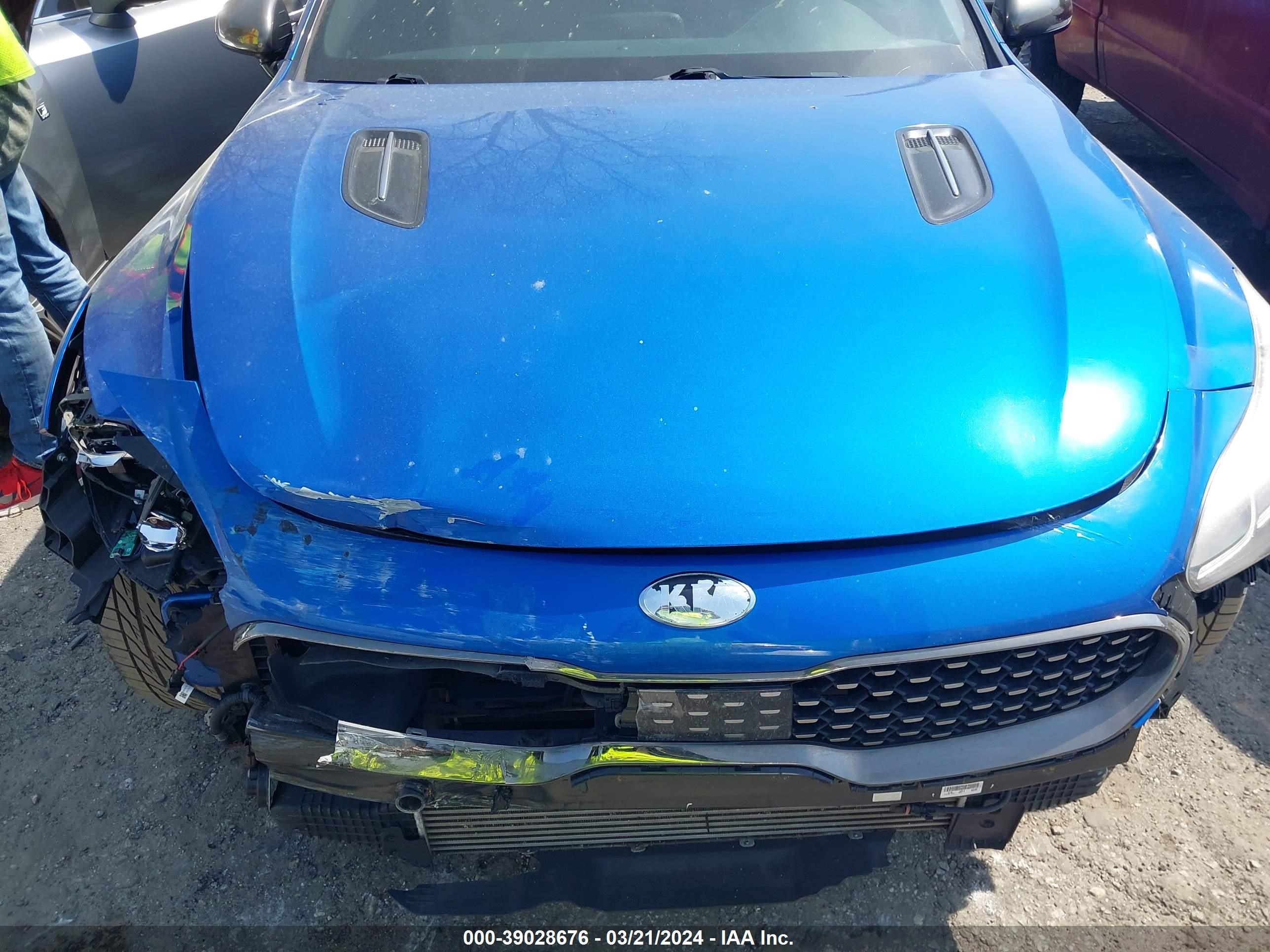 Photo 9 VIN: KNAE35LC3J6012512 - KIA STINGER 