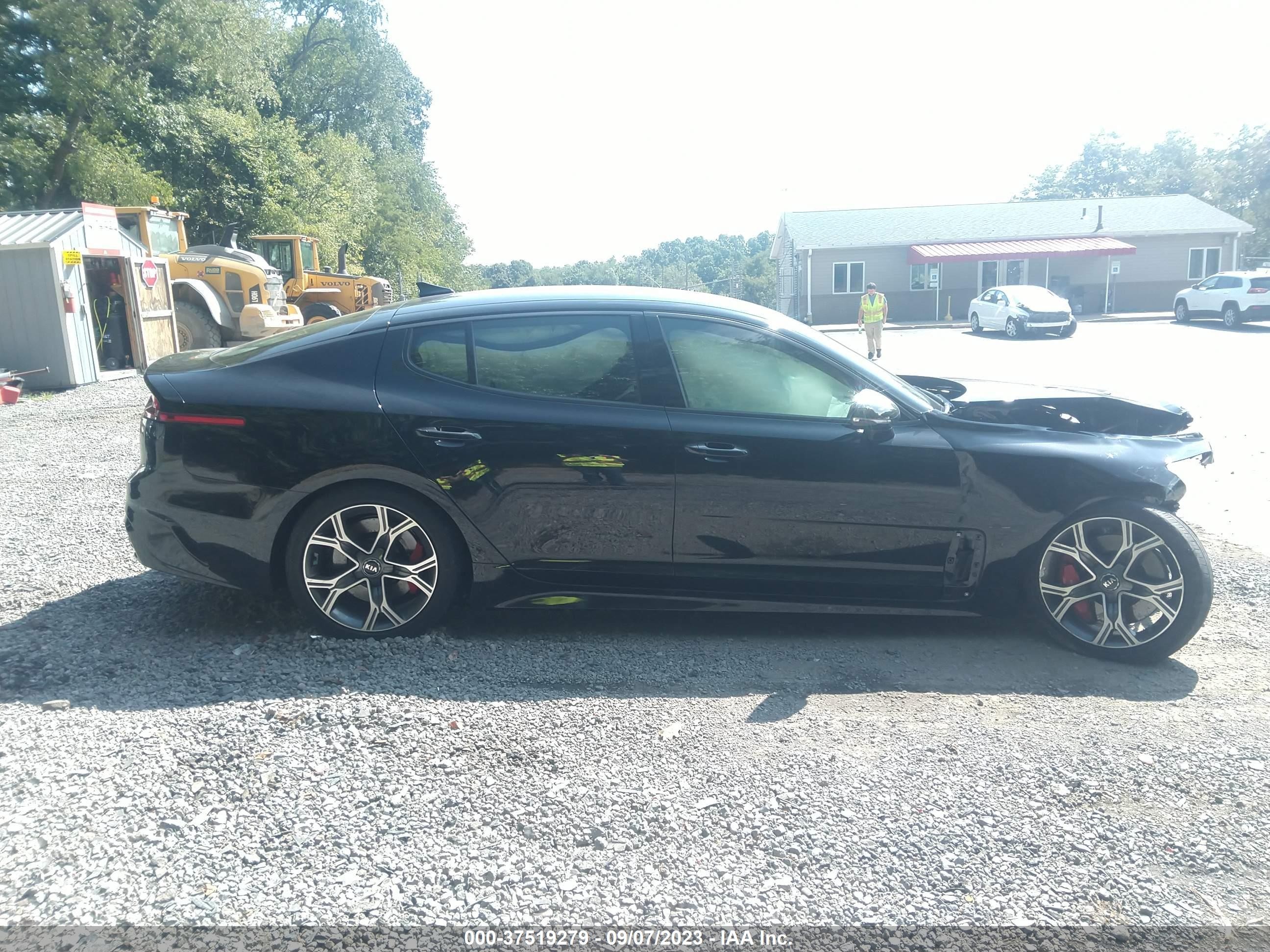 Photo 13 VIN: KNAE35LC3K6060058 - KIA STINGER 