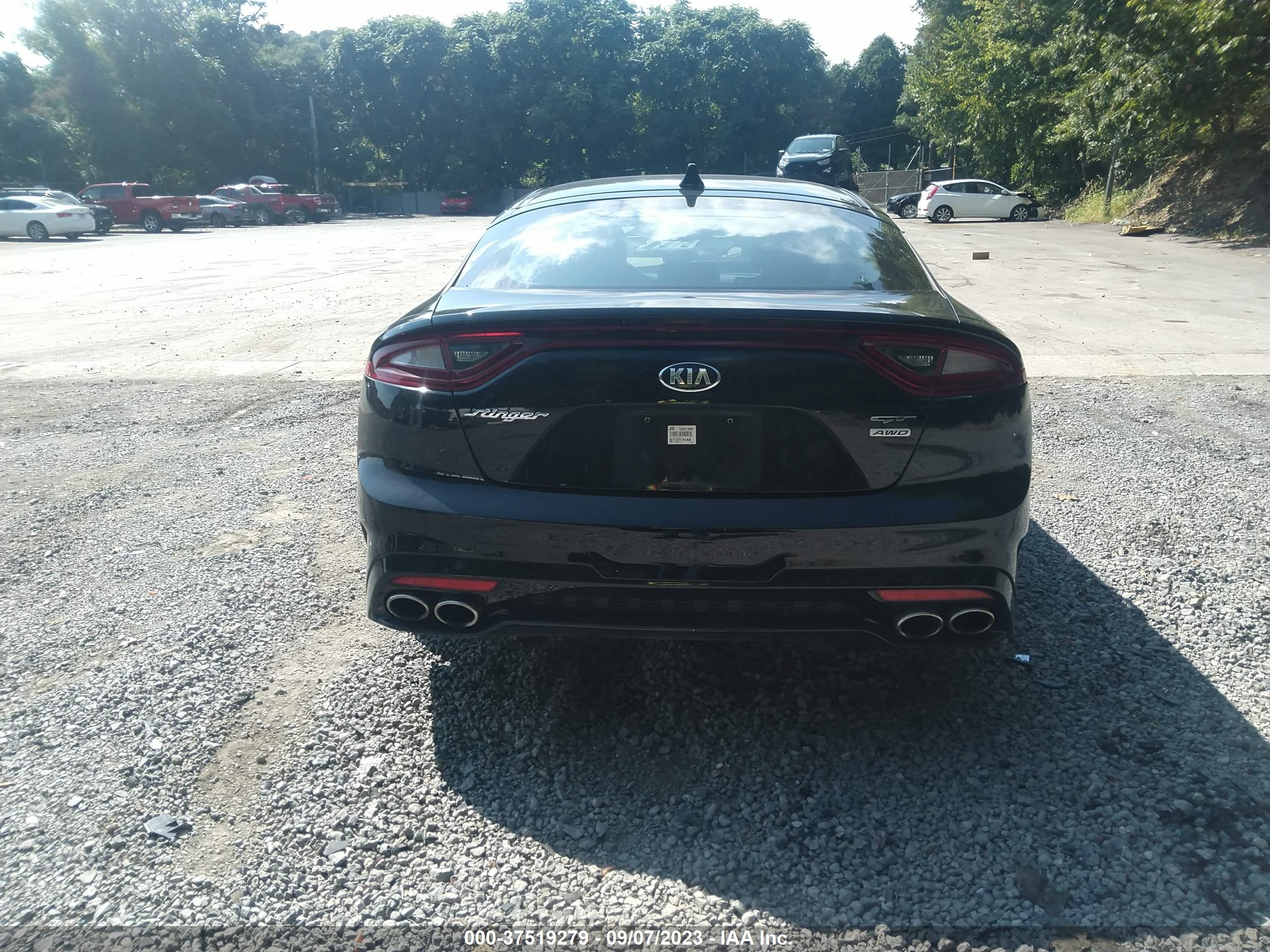 Photo 16 VIN: KNAE35LC3K6060058 - KIA STINGER 